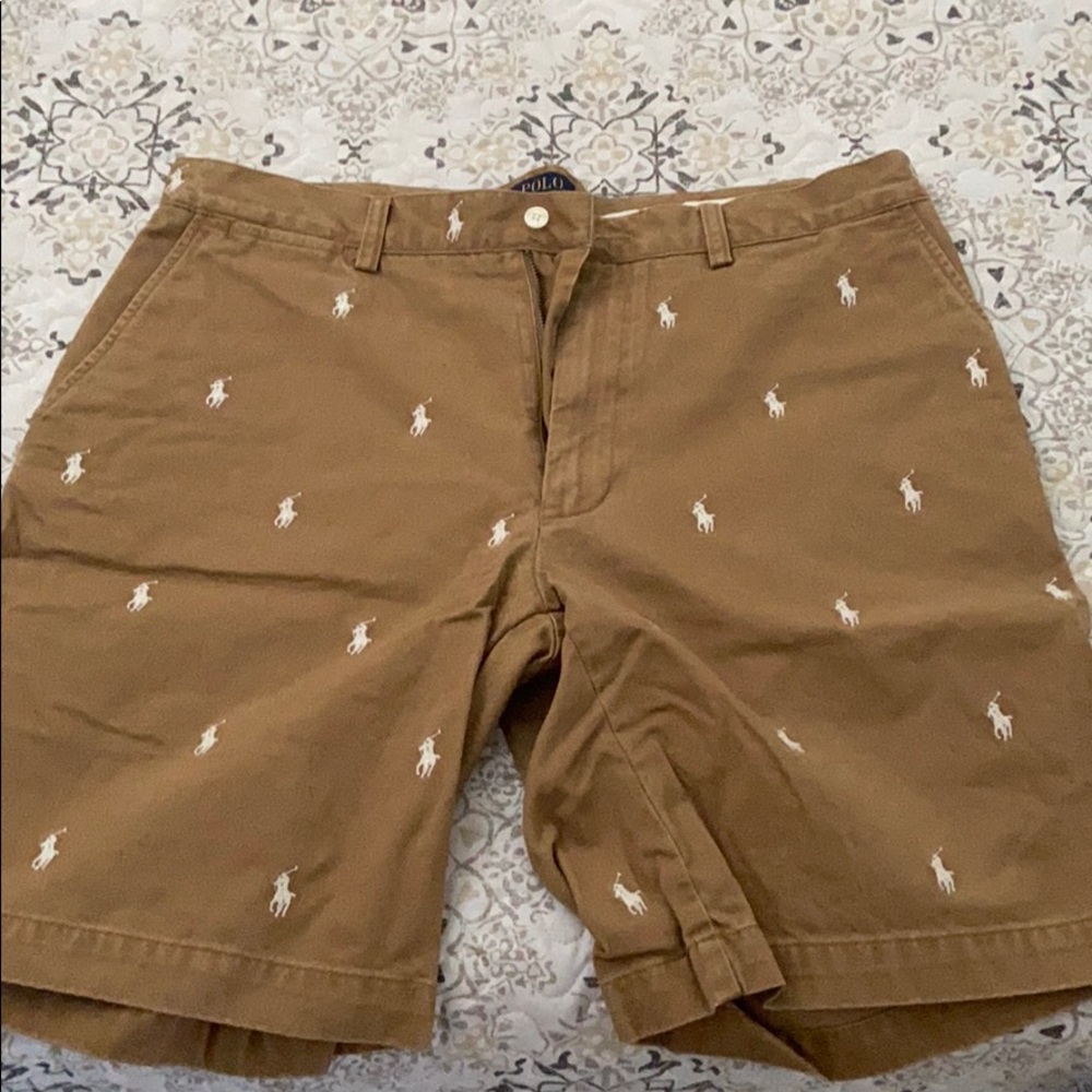 EUC Ralph Lauren Cargo Shorts size 35